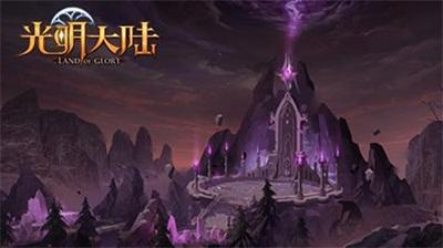 弟弟考试七门不及格，姐姐直接拽爸爸的手揍他，“爸爸的手怎么一直打不到弟弟”